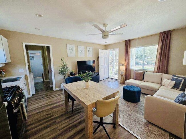 Photo - 42848 48th St W