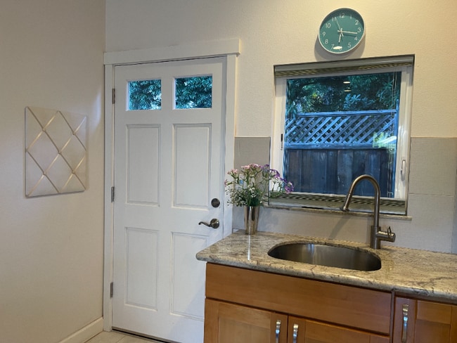 Photo - 1363 Los Arboles Ave