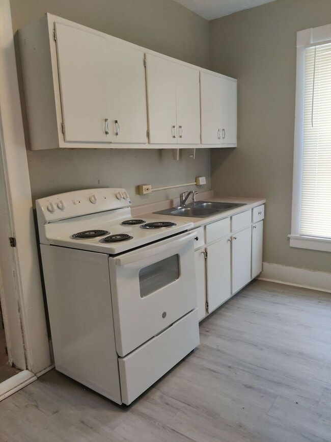 Photo - 801-803 E Main Street Unit 801-1