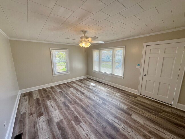 Photo - 309-311 W. PINE ST Unit 309 W. PINE ST