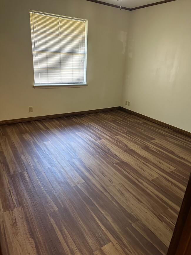 Photo - 117 Reservation Dr