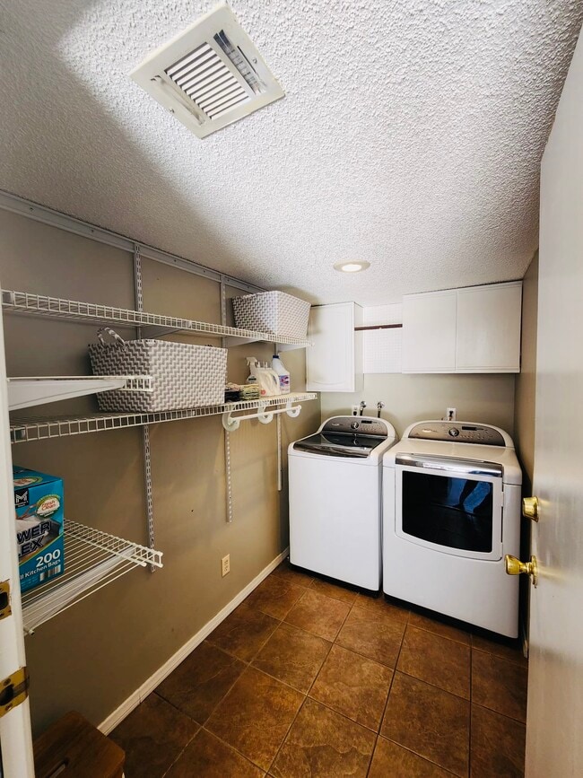 Photo - 104 Boysenberry Ln