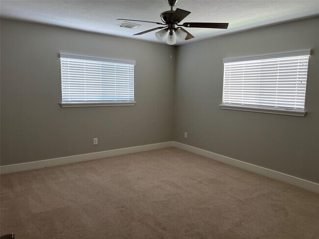 Photo - 19106 Spruce Bough Ln