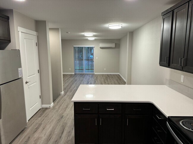 Photo - 1808/10/12 Rees Hill Townhouses Unit 1810