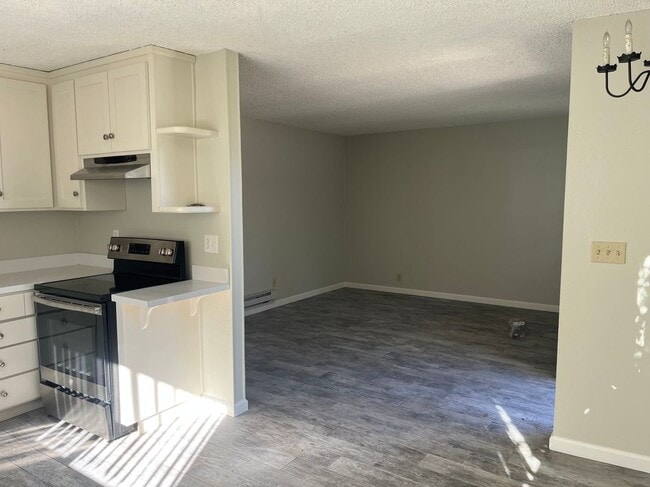 Photo - 526 California St