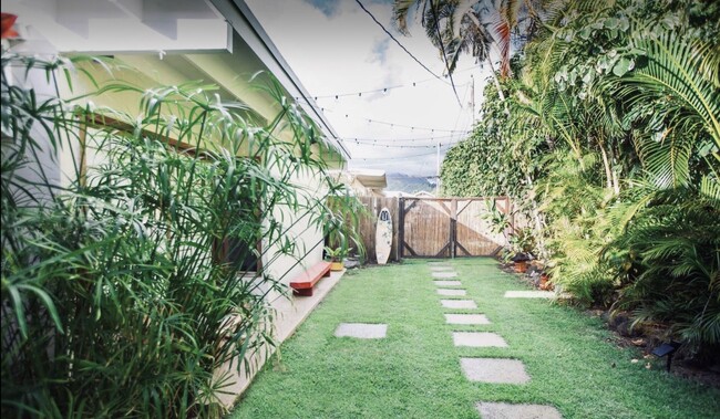 Building Photo - 328A Oneawa St