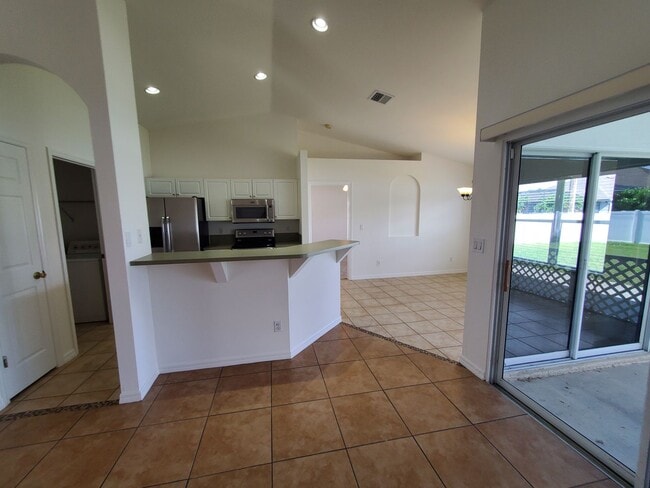 Photo - 3011 SW 14th Ct