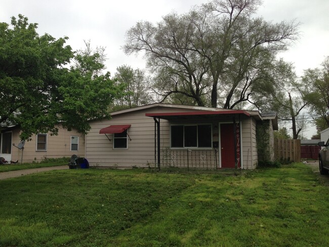 Single Family Home located across from the... - Single Family Home located across from the...