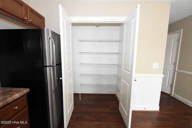 Photo - 128 Chandler Dr