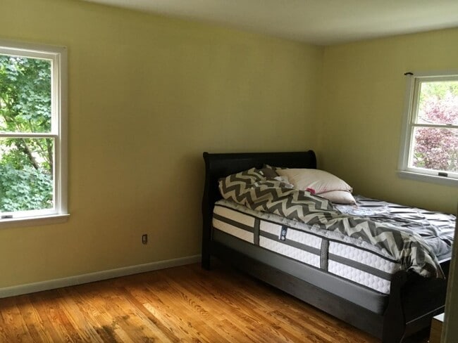 Photo - 58 Quaker Bridge Rd