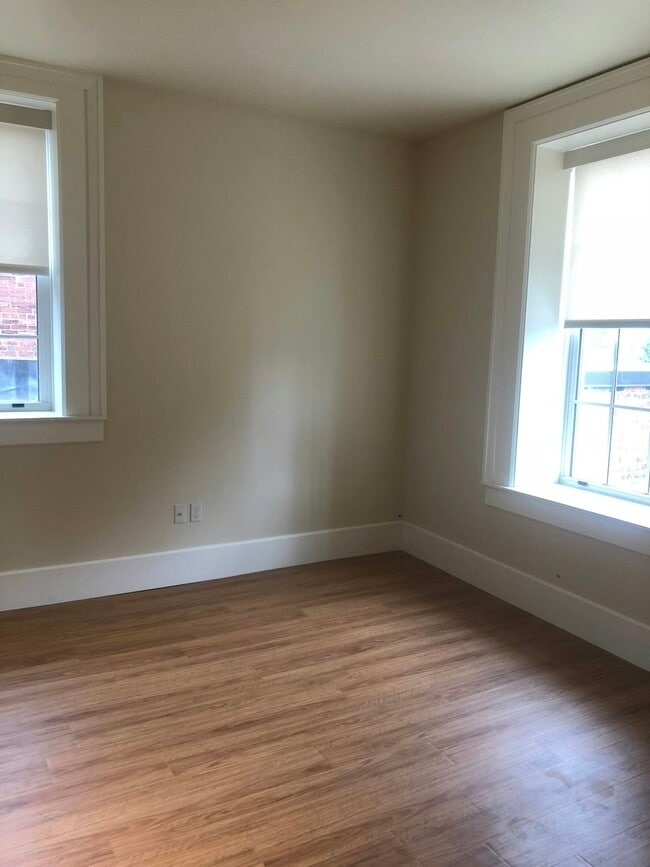Photo - 400 S Superior St Unit Loft 202