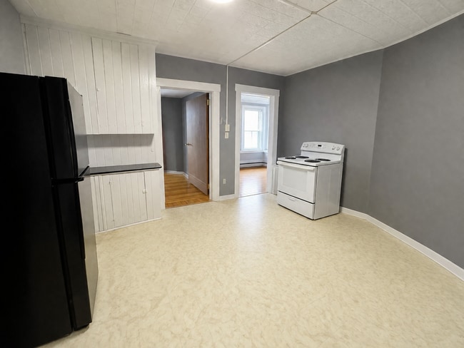 Photo - 3 Weston St Unit 2