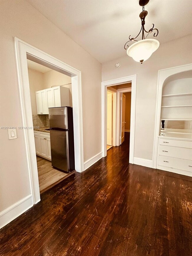 Photo - 344 Mendoza Ave Unit 3