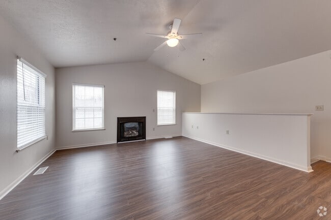 2BR, 2BA - 2,059 SF