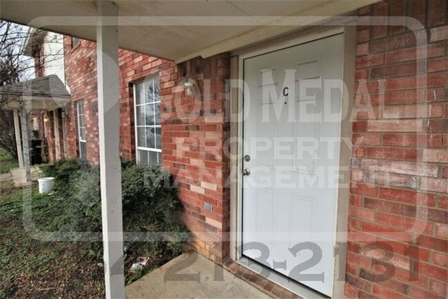 Photo - Beautiful 2-bed, 1.5-bath! - Now available...