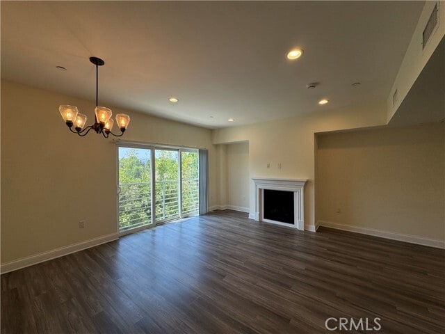 14934 Burbank Blvd Unidad 304