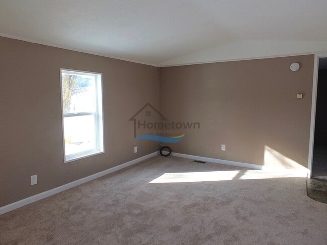 Photo - Beautiful & Clean 2 Bed 1 Bath Manufacture...