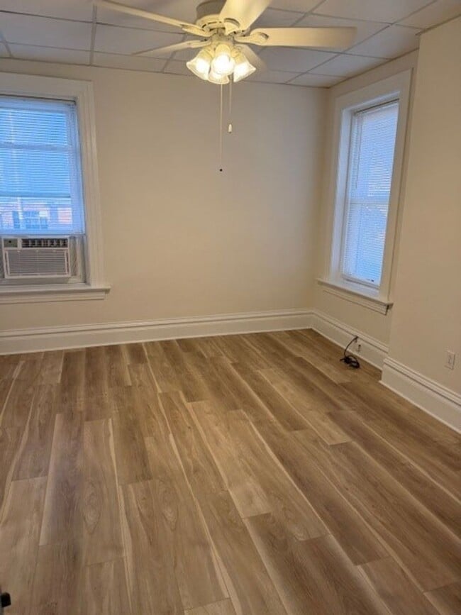 Photo - Magnolia - Beauty Shop Unit 3