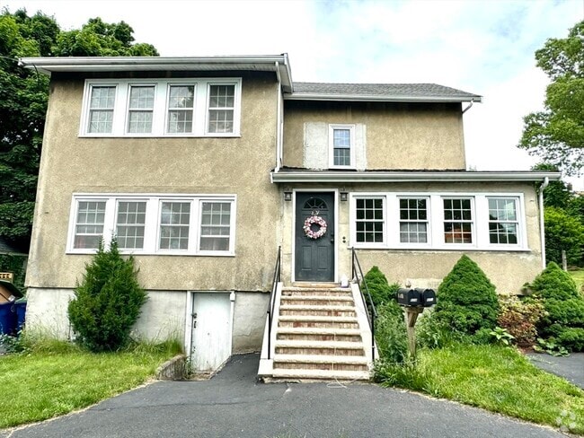 Building Photo - 57 Marietta Ave Unit 2 Rental
