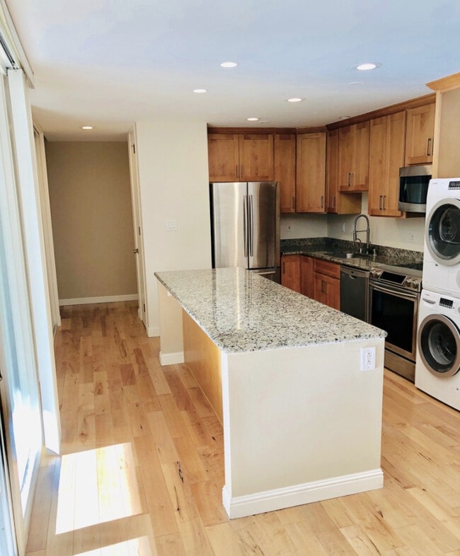 N.º 201 - El Dorado Apartments