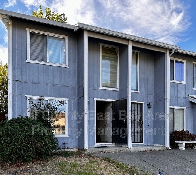 Photo - 1117 N Lincoln St Unit 3