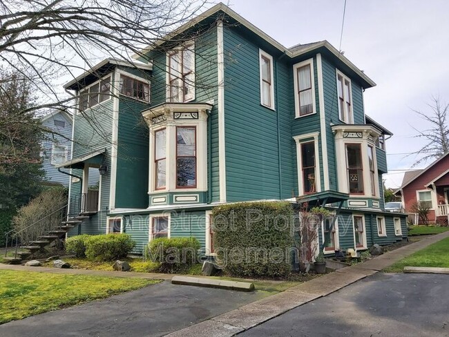 Photo - 218 NW 21st House