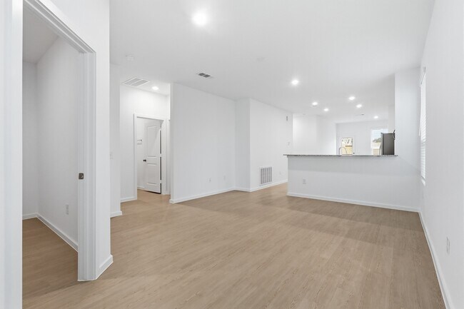 Photo - 26299 Arrowleaf Dr