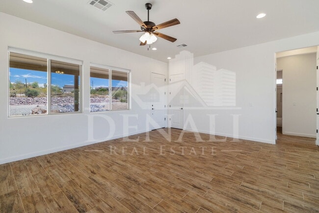 Photo - 48126 N Coyote Pass Rd