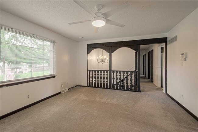 Photo - 106 Ethel Ln