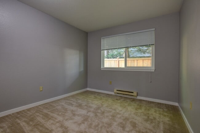 Photo - Ballinger Way Condo Unidad 19F-20301 19th Ave NE
