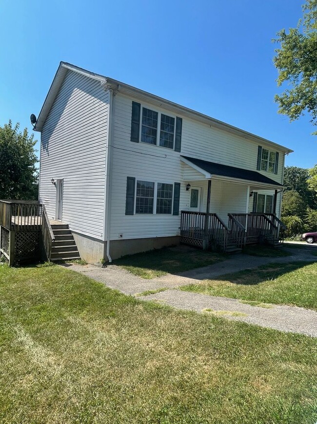 Photo - 3330 Yellow Sulphur Rd Townhome