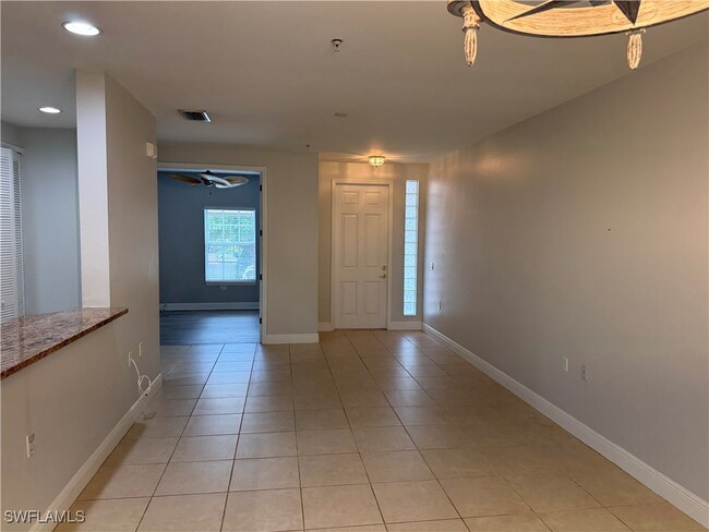 Building Photo - 1380 Sweetwater Cove Unit 103 Rental