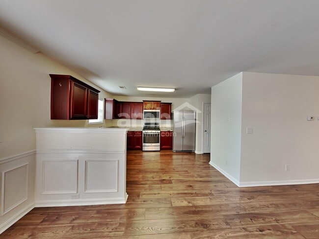 Photo - 342 Hidden Creek Ln