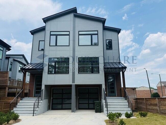 Building Photo - Modern 4-Bed / 4 Bath Townhome with Fireplace, Outdoor Spaces & Fenced Yard – Inside the Beltline...