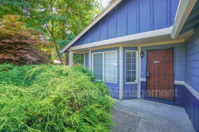 7602 NE 159th Ave