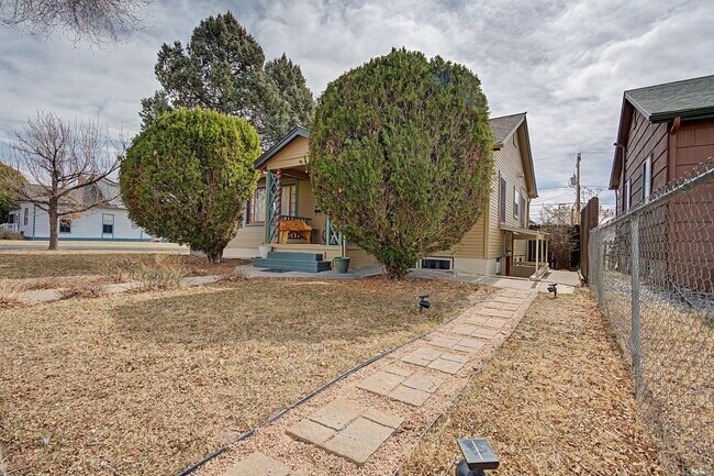 Photo - 261 Belford Ave Unidad 261 Belford Avenue