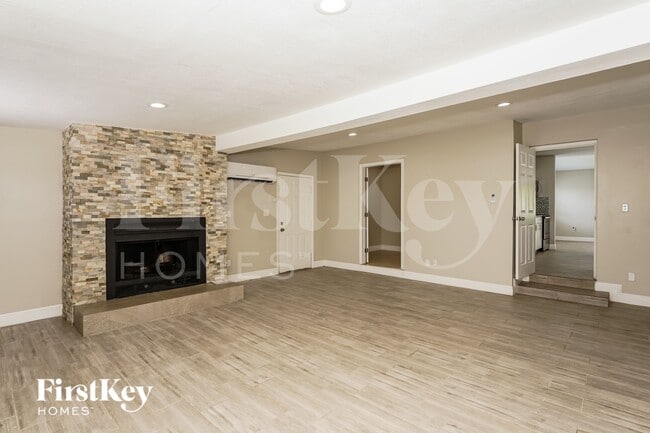 Photo - 1500 Dozier Ave