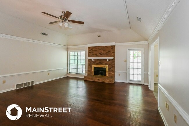 Photo - 2239 Easton Dr