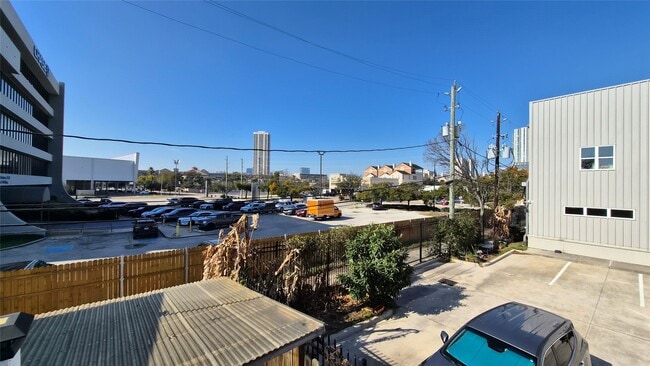 Photo - 2118 Oakdale St Unit 3