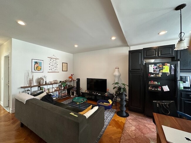 Photo - 505 Hicks St