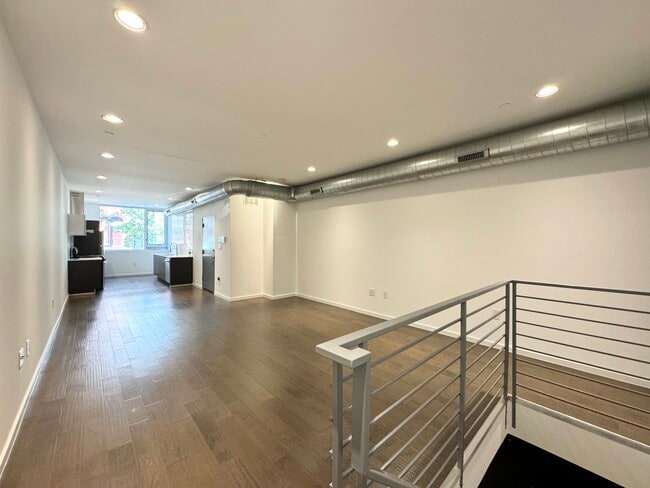 Photo - 1441 N 7th St Unit 1