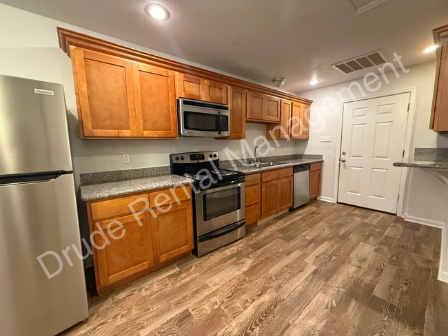 Photo - 12461 Wardline Rd Unidad 4