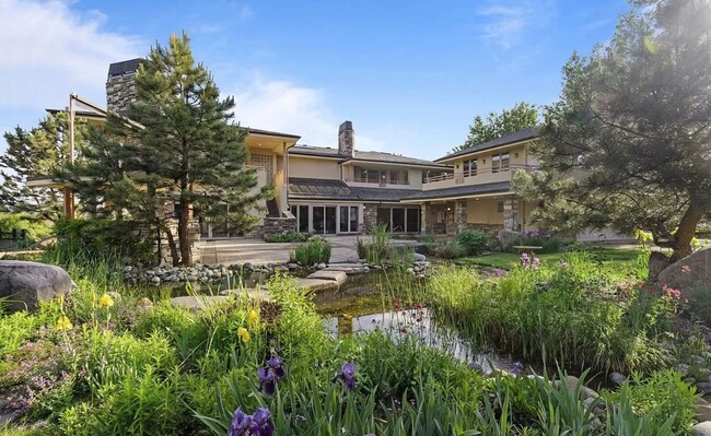 Building Photo - Boulder's Finest in Luxury living - 6 bedr... Rental