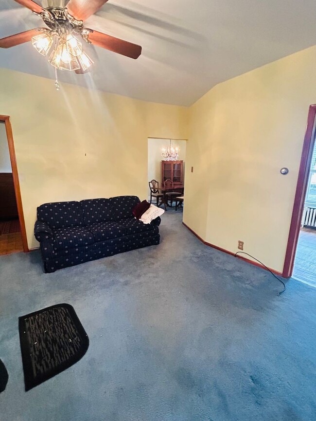 Photo - 219 W Main St Unidad 1st Floor