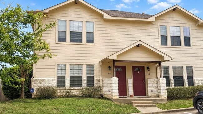 Building Photo - 114 Sendero Dr