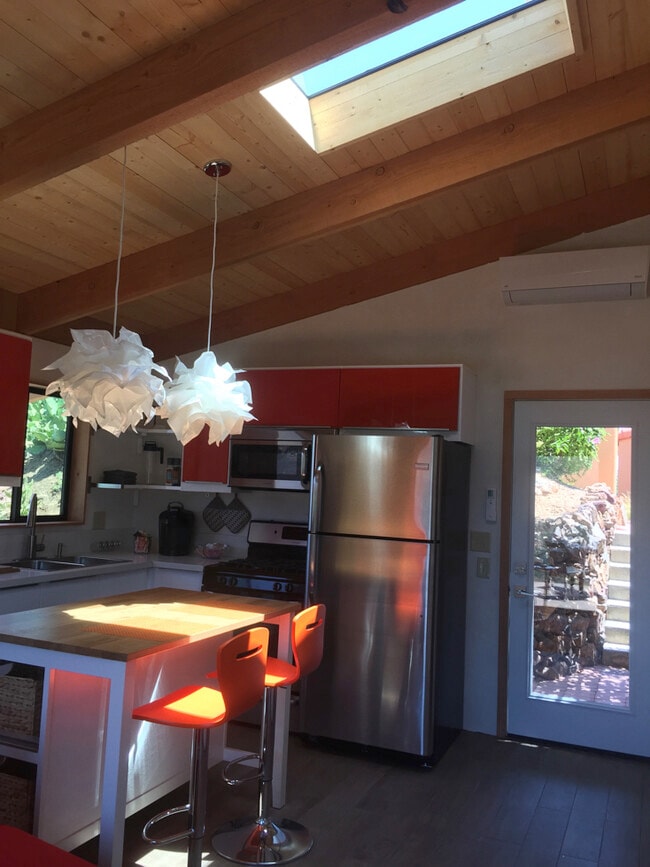 Building Photo - 3900 Paso Oro Verde Unit Casita