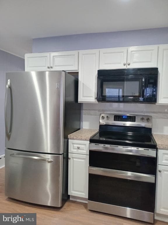 Photo - 657 Pine Hill St