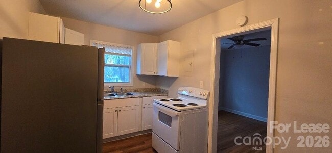 Photo - 2901 Clemson Ave