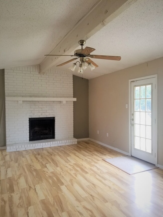 Photo - 1506 Fairbanks St