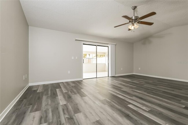 Photo - 4135 Old Colony Rd